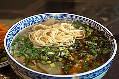 王雨杉事件黑料不打烊｜名人风波中的真相探寻与舆论考验-3